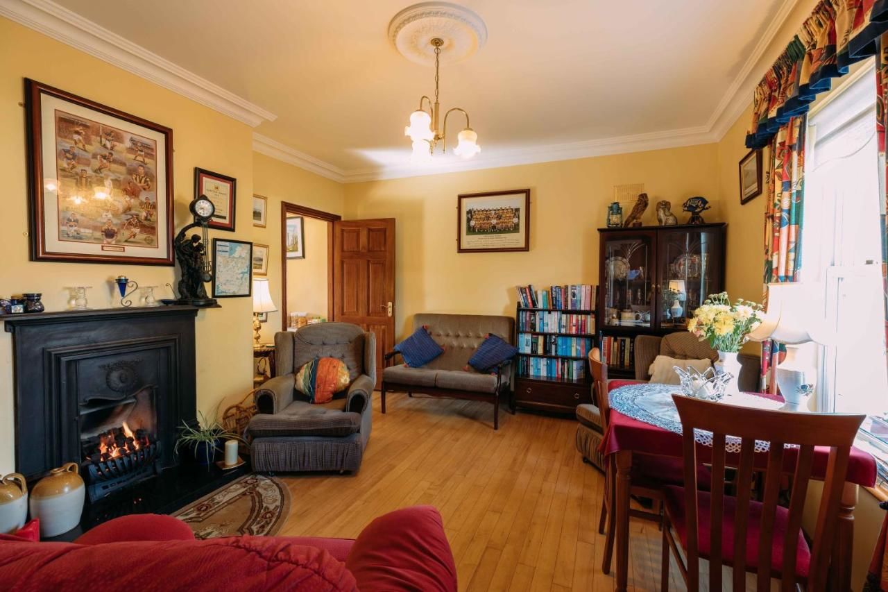 Отели типа «постель и завтрак» Clareville House B&B Scarriff-34